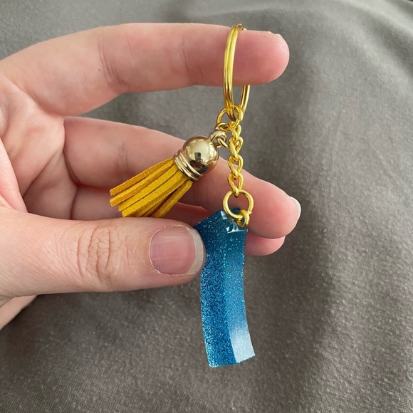 Handmade Number "7" Keychain - Picture 3 of 6